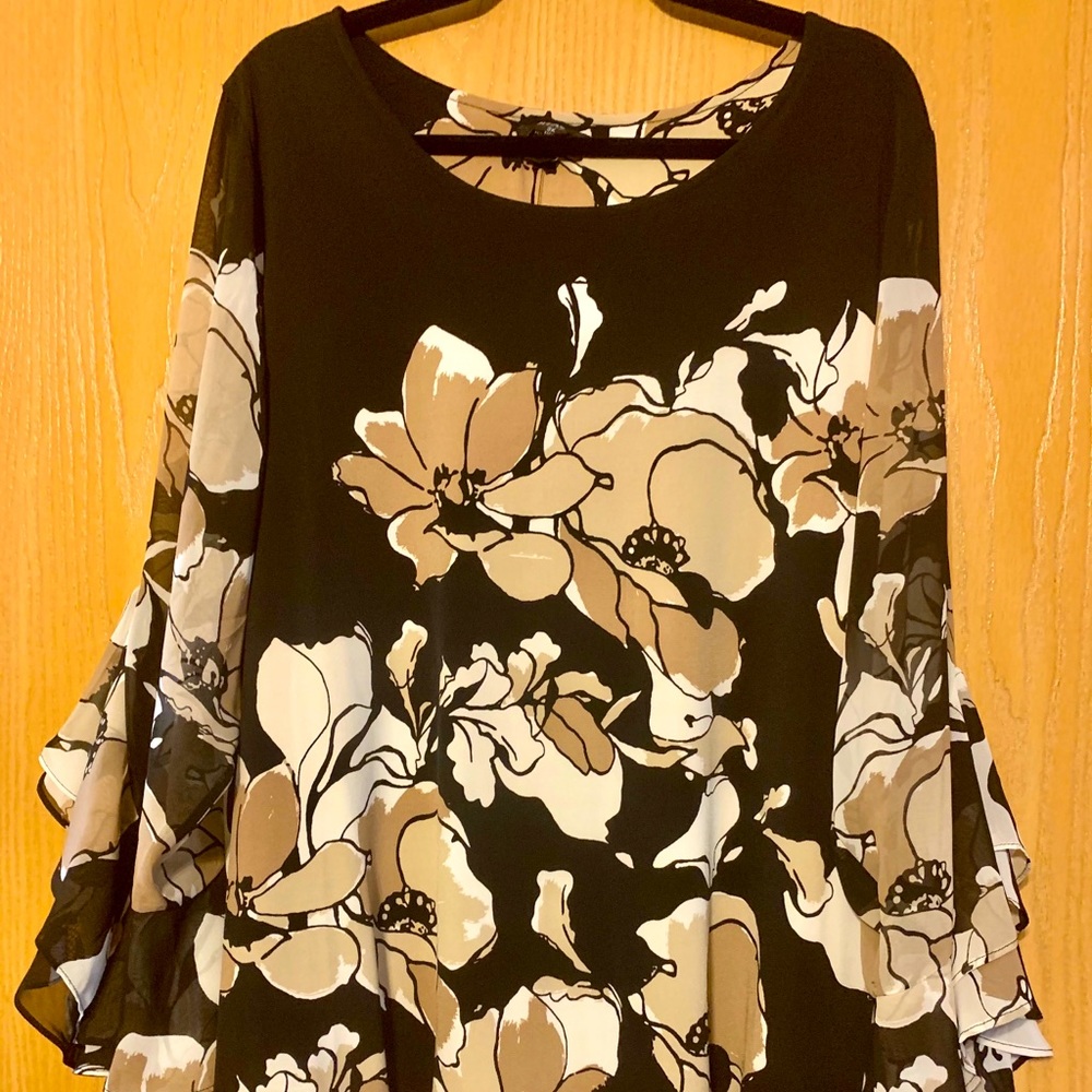 Bubble hem blouse